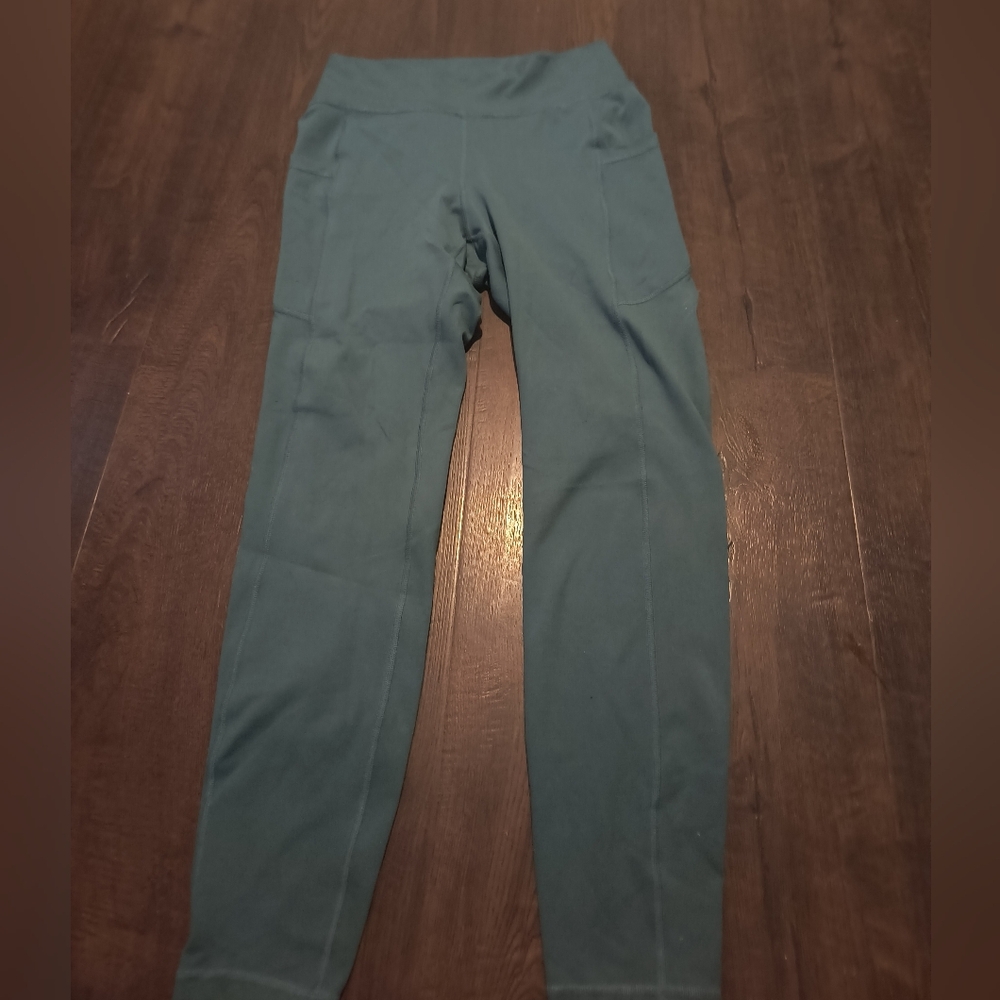 Hollister woman's leggings size large